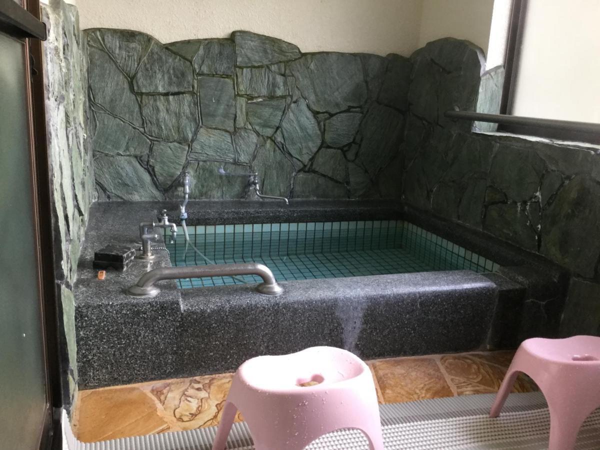 湯布院月灯り Hotel Yufu Exterior photo
